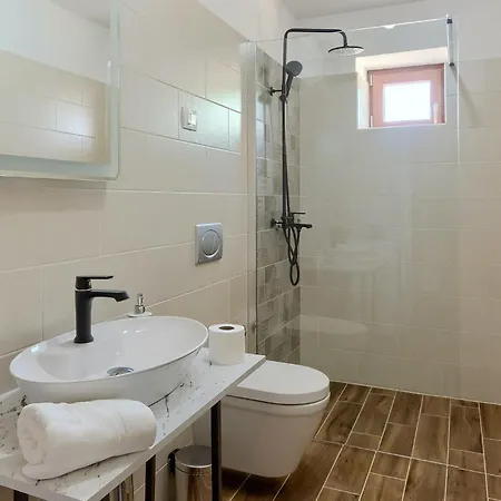 Lanca Holiday home *