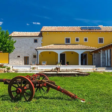 Holiday home Lanca Porec